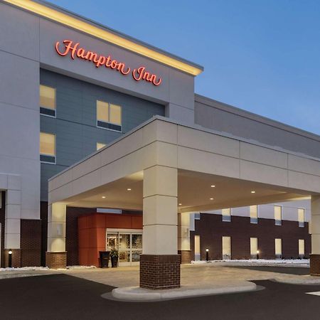 Hampton Inn Brooklyn Park Exteriör bild